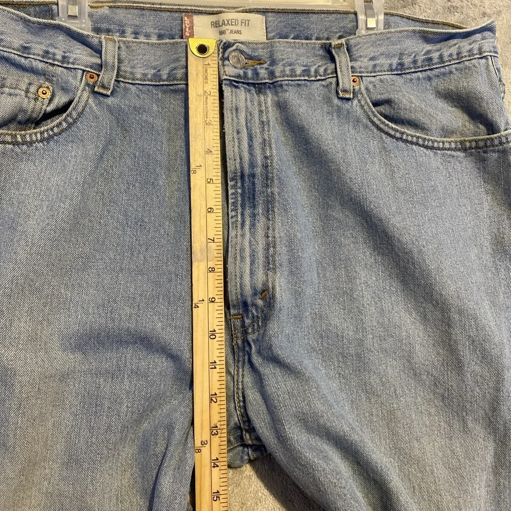 Levis 550 Jeans Men's Sz 42x30 Blue Faded Relaxed Distressed Classic Casual Dad